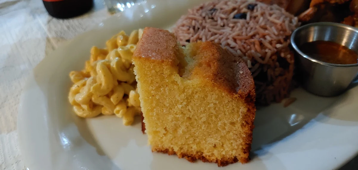 Corn Bread, Di Reggae Cafe