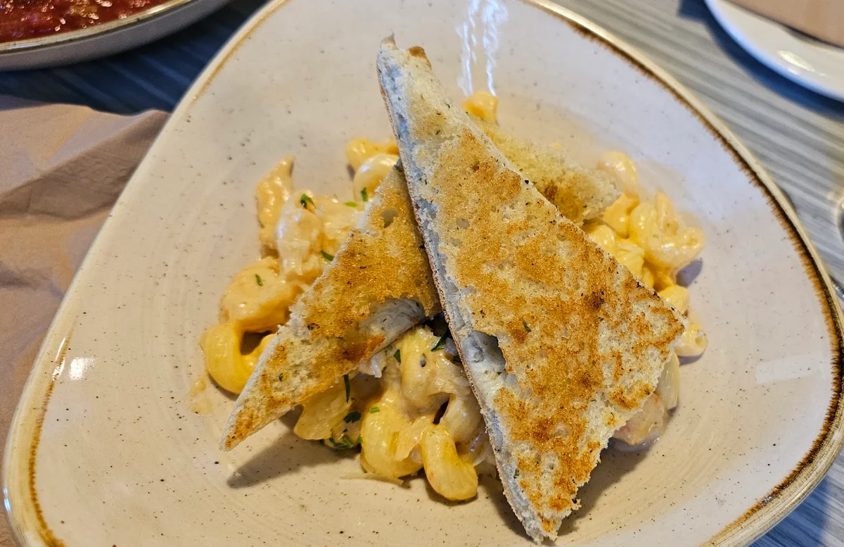Lobster Mac & Cheese