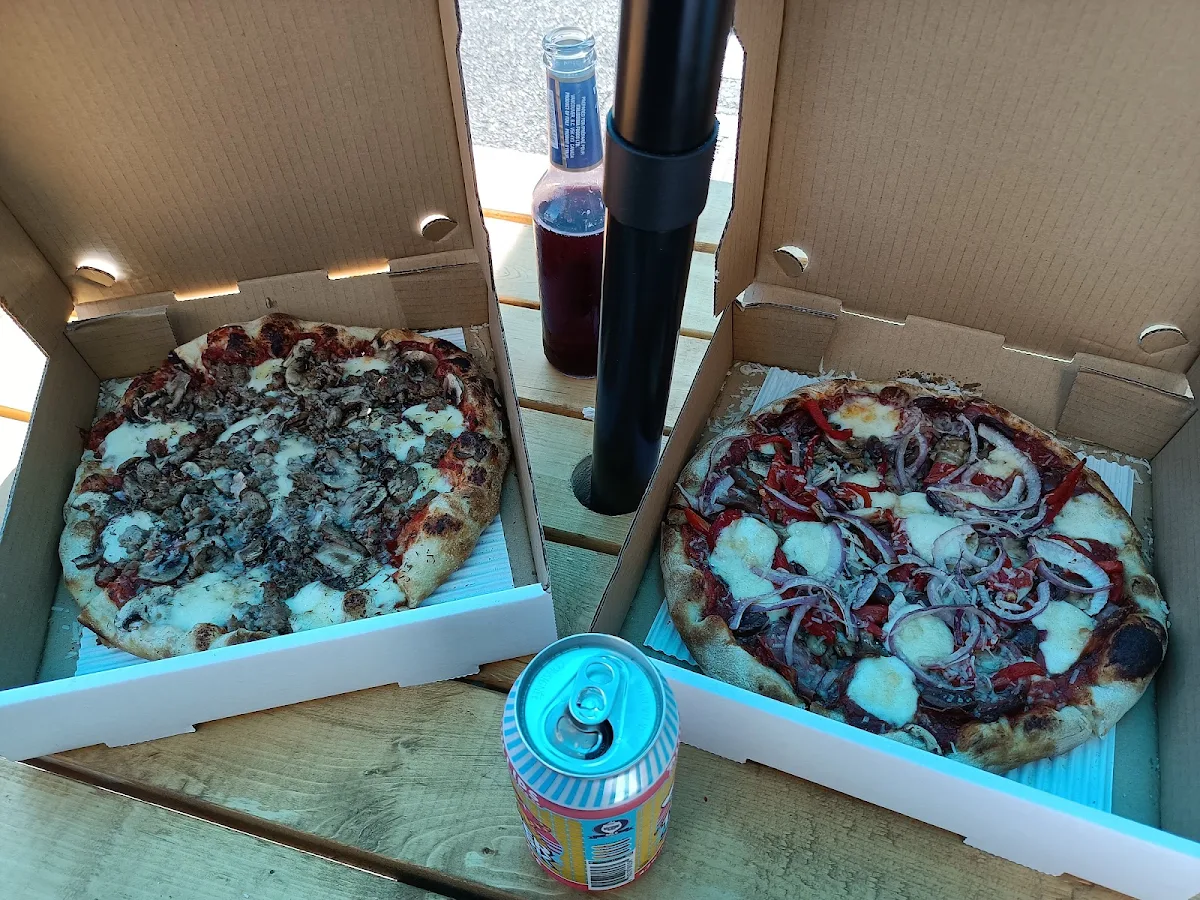 Mushroom Pizza House Special Pizza