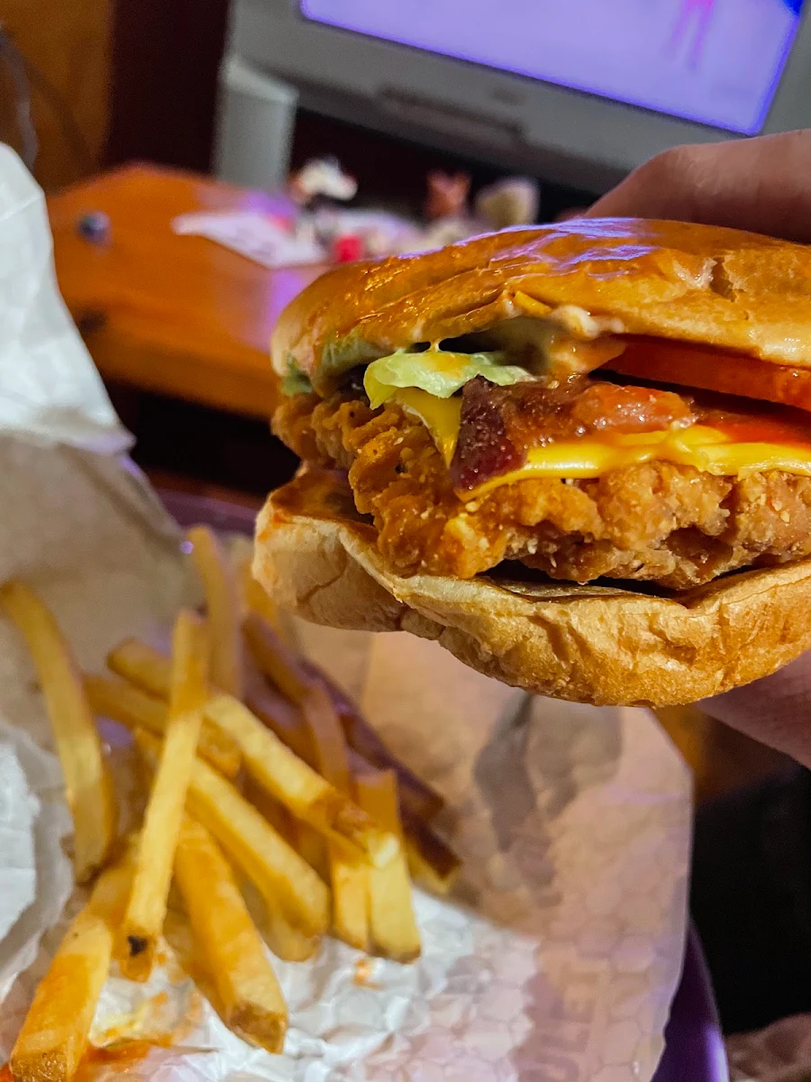 Spicy Chicken Club Combo