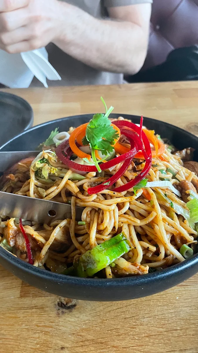 Kathmandu Signature Kids' Choice Chow Mein Noodle