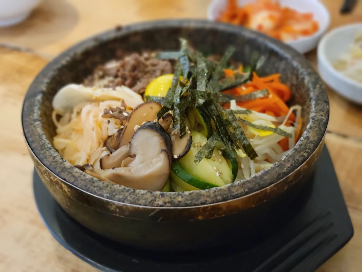 Dolsot Bibimbap
