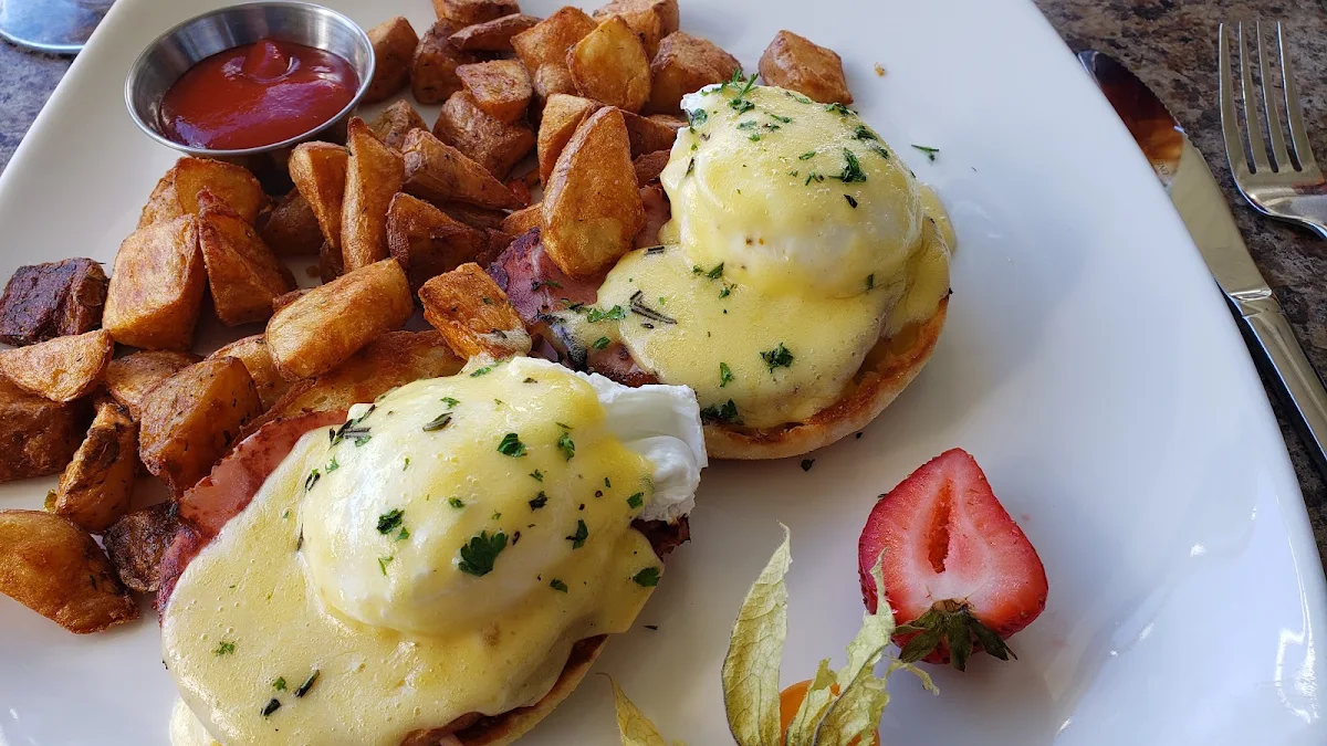 Eggs Benedict