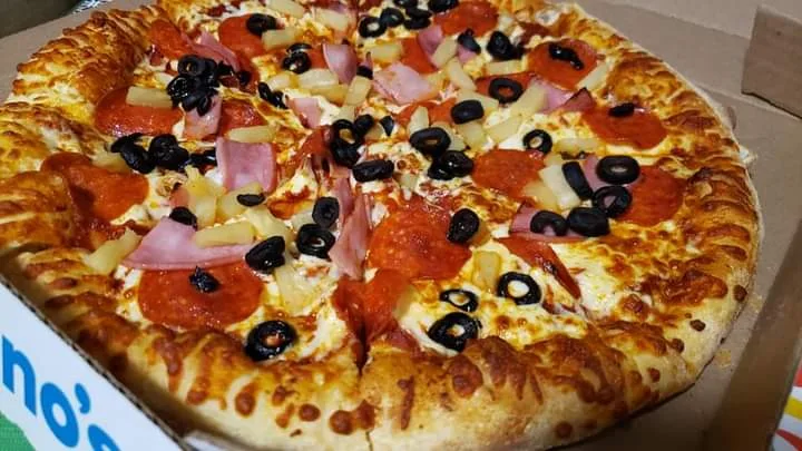 Hawaiian Pizza