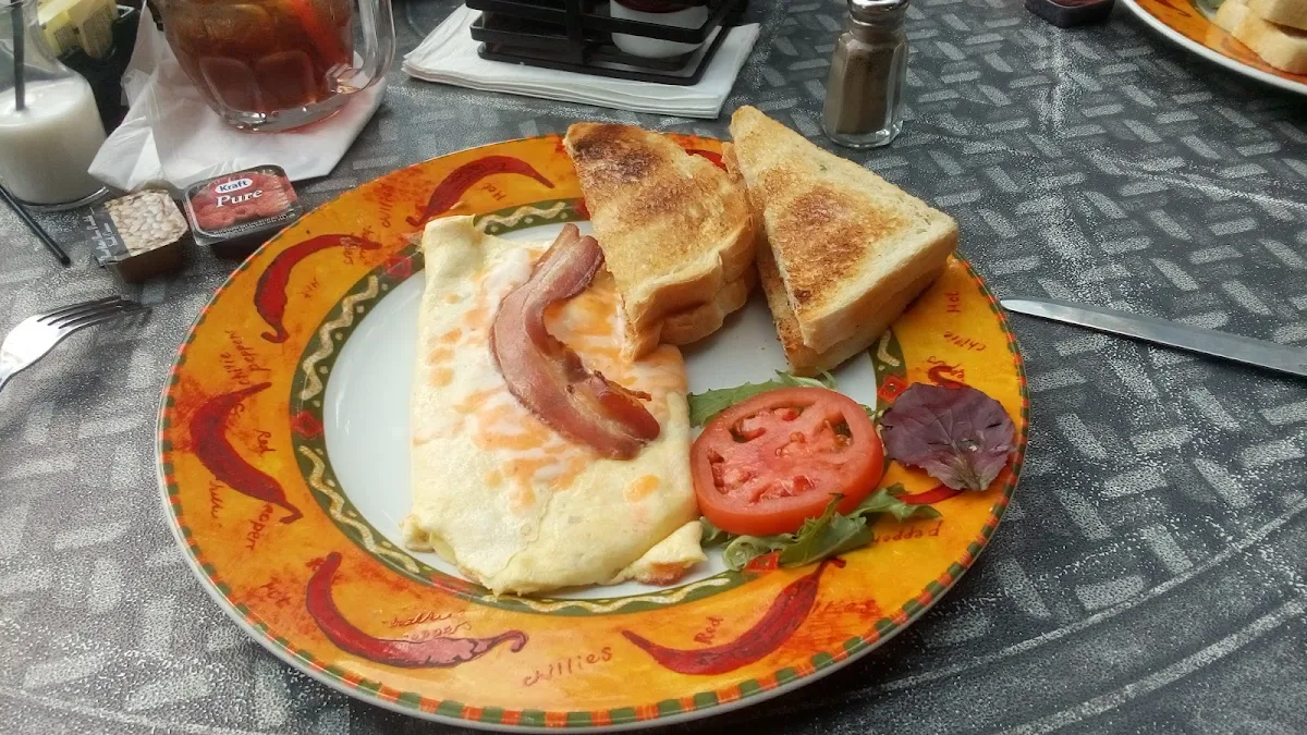 Bacon Mushroom Cheese Omelet