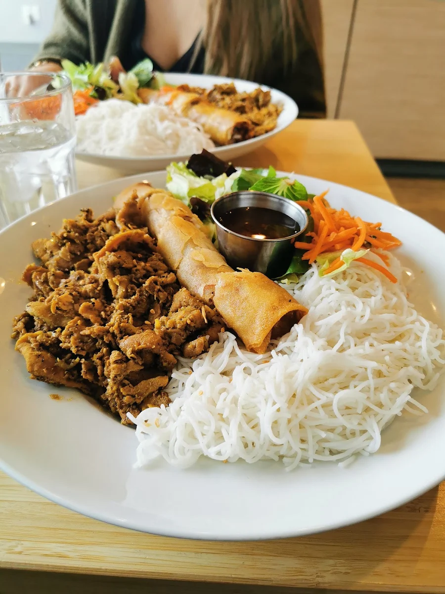 Lemongrass Chicken Bowl
