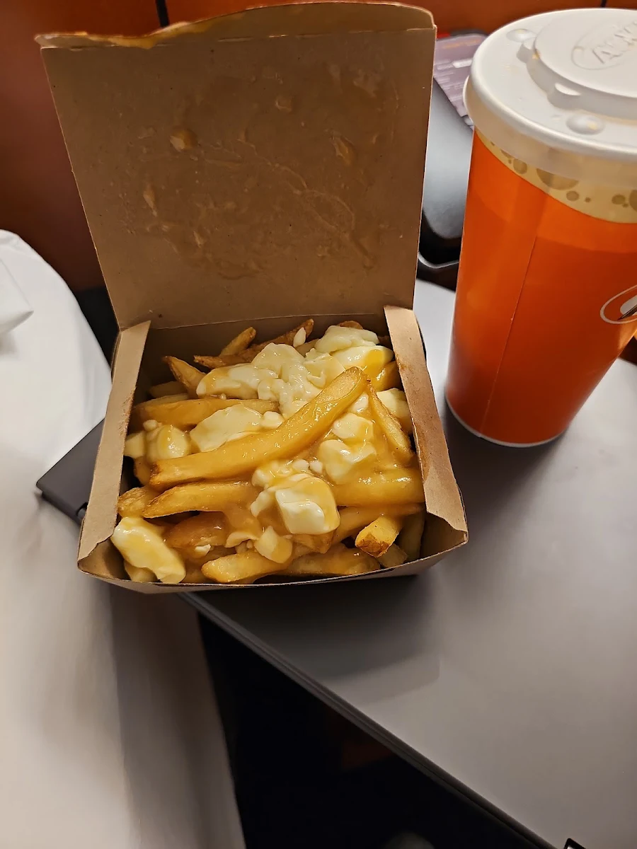 Poutine, A&W Canada