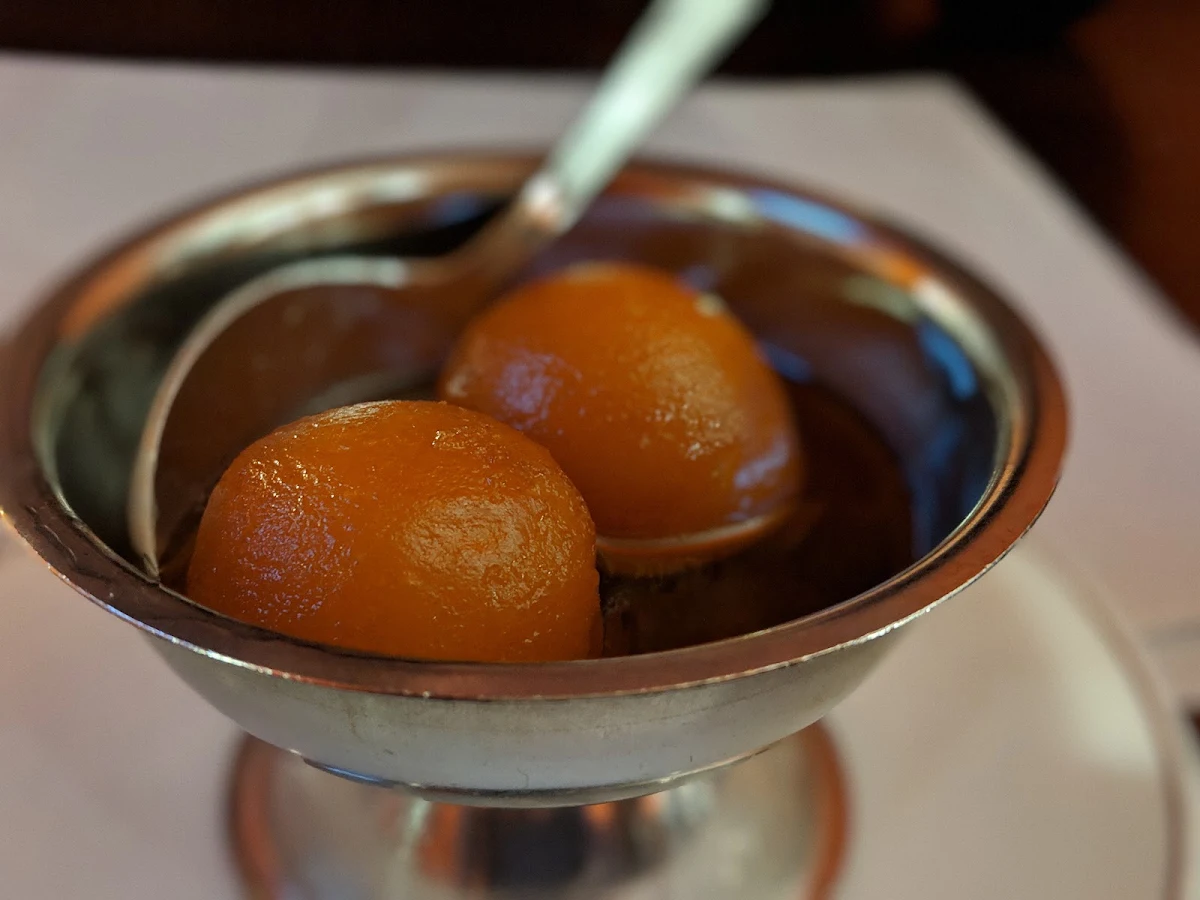 Gulab Jamun, Thanjai Restaurant