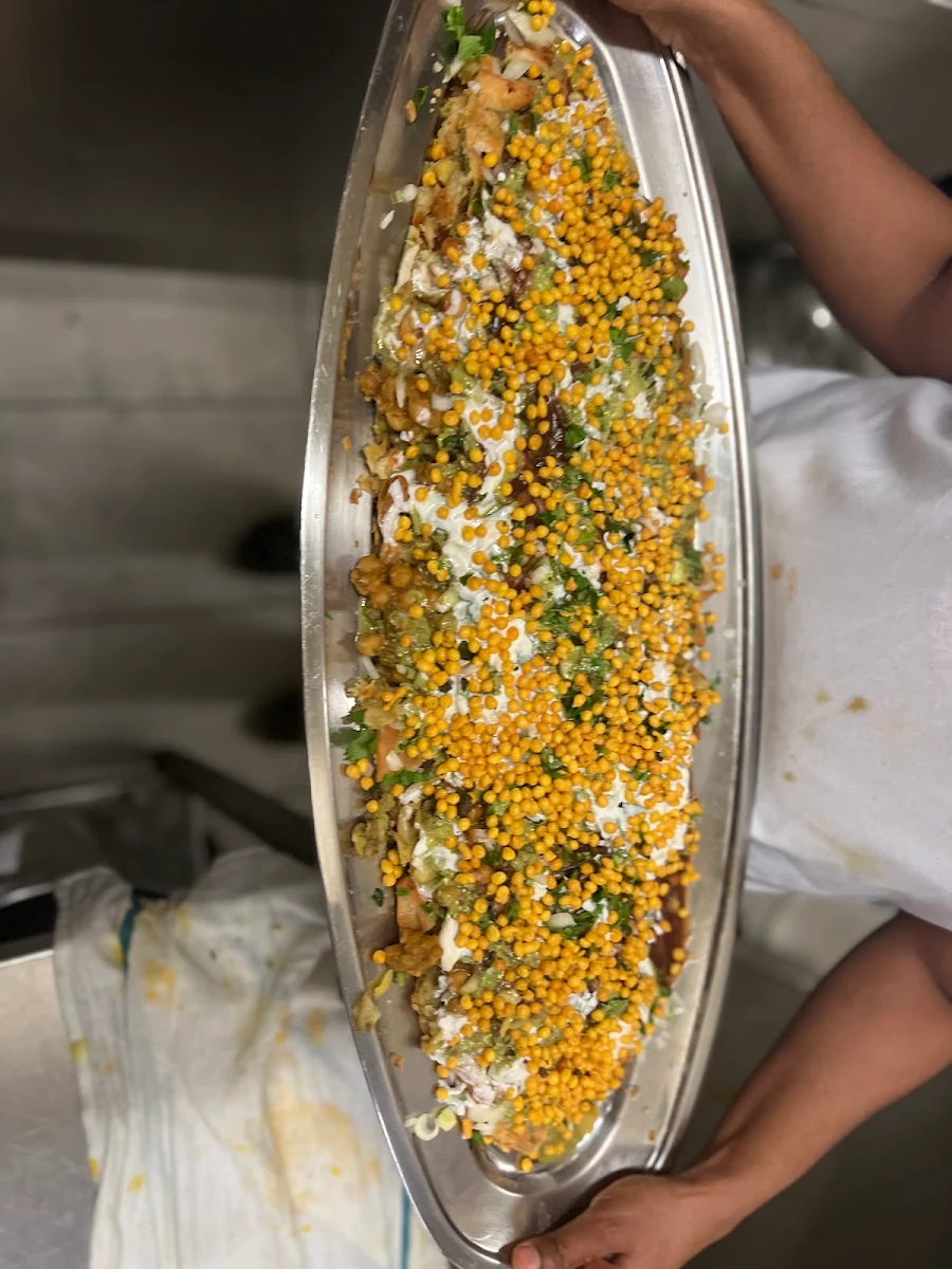 Samosa Chaat Samosa Chaat, Thanjai Restaurant