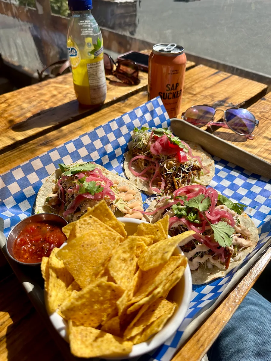 3 Tacos and Chips