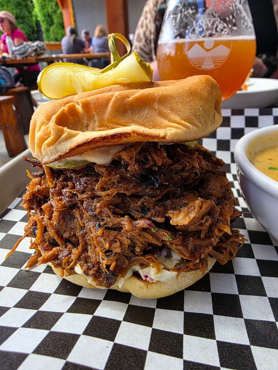 Pulled Pork Burger