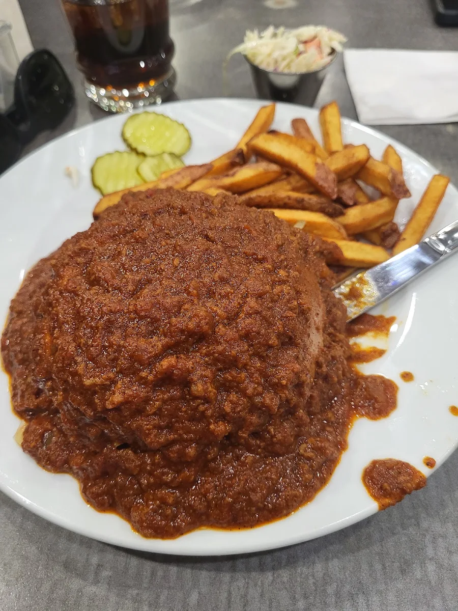 Chili Cheeseburger Deluxe Cheeseburger