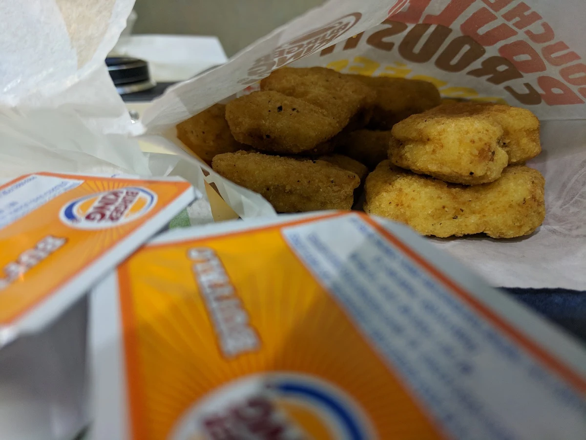 4 PC Chicken Nuggets King Jr Meal