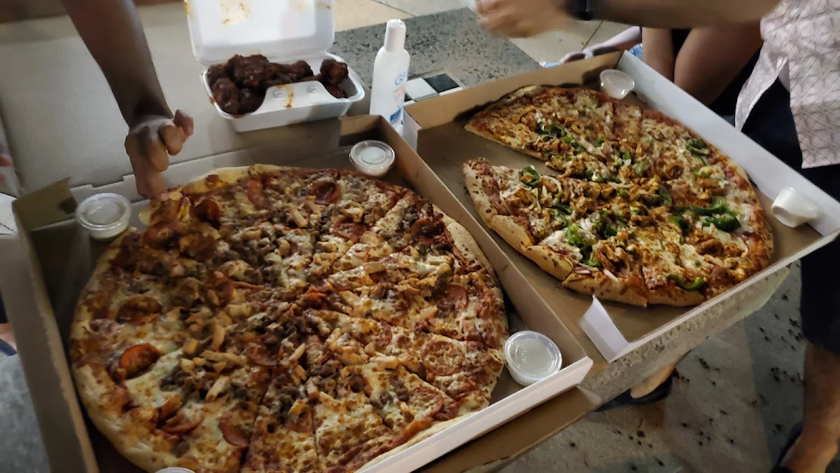 Butter Chicken Pizza