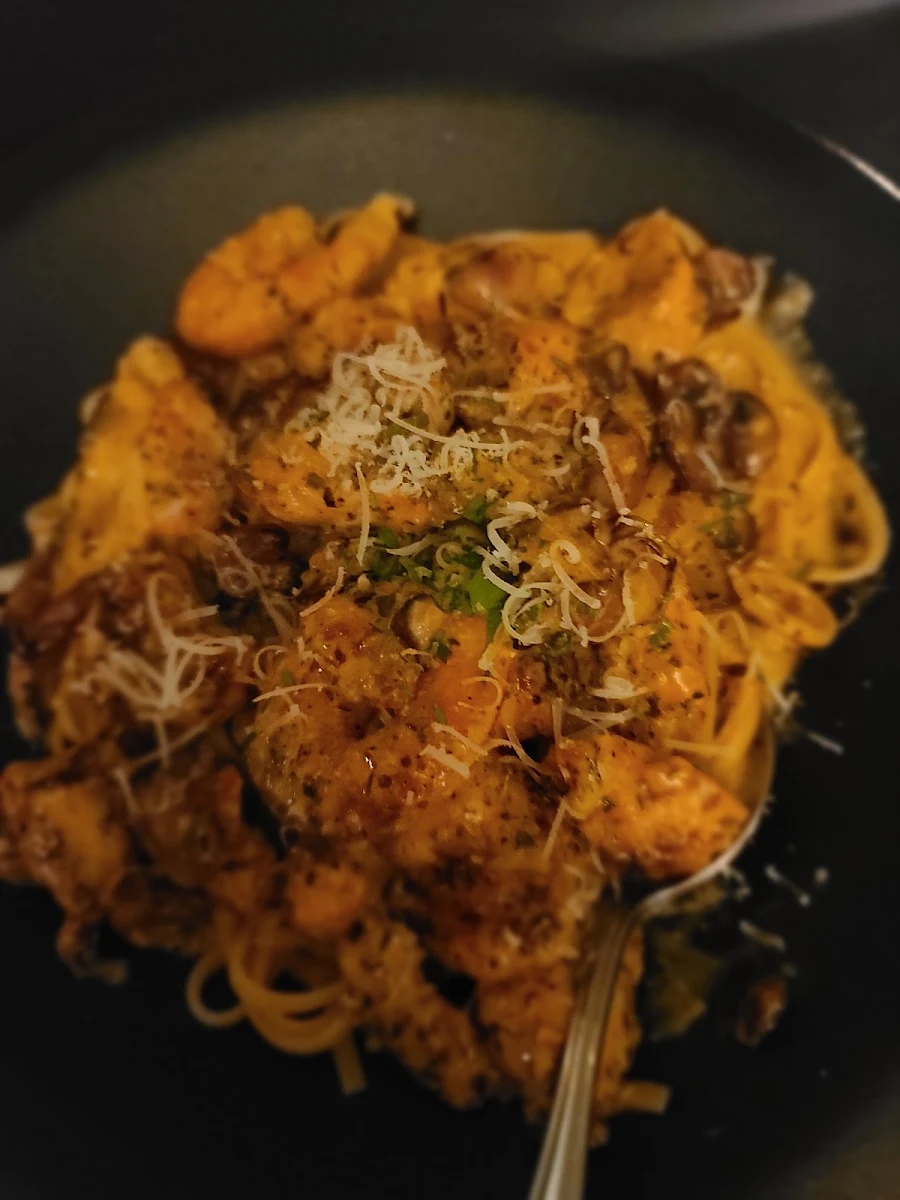 Louisiana Cajun Blackened Chicken & Shrimp Linguini