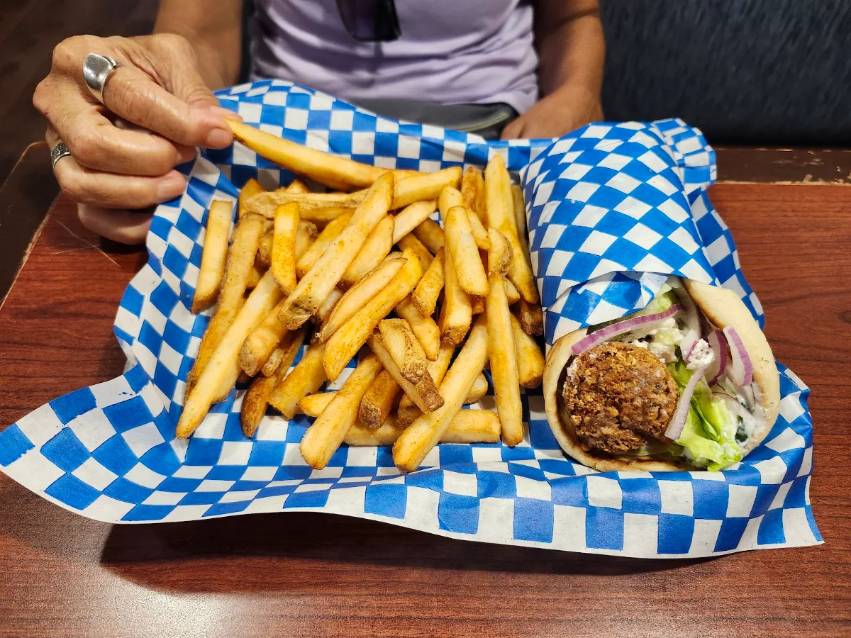 Falafel Pita