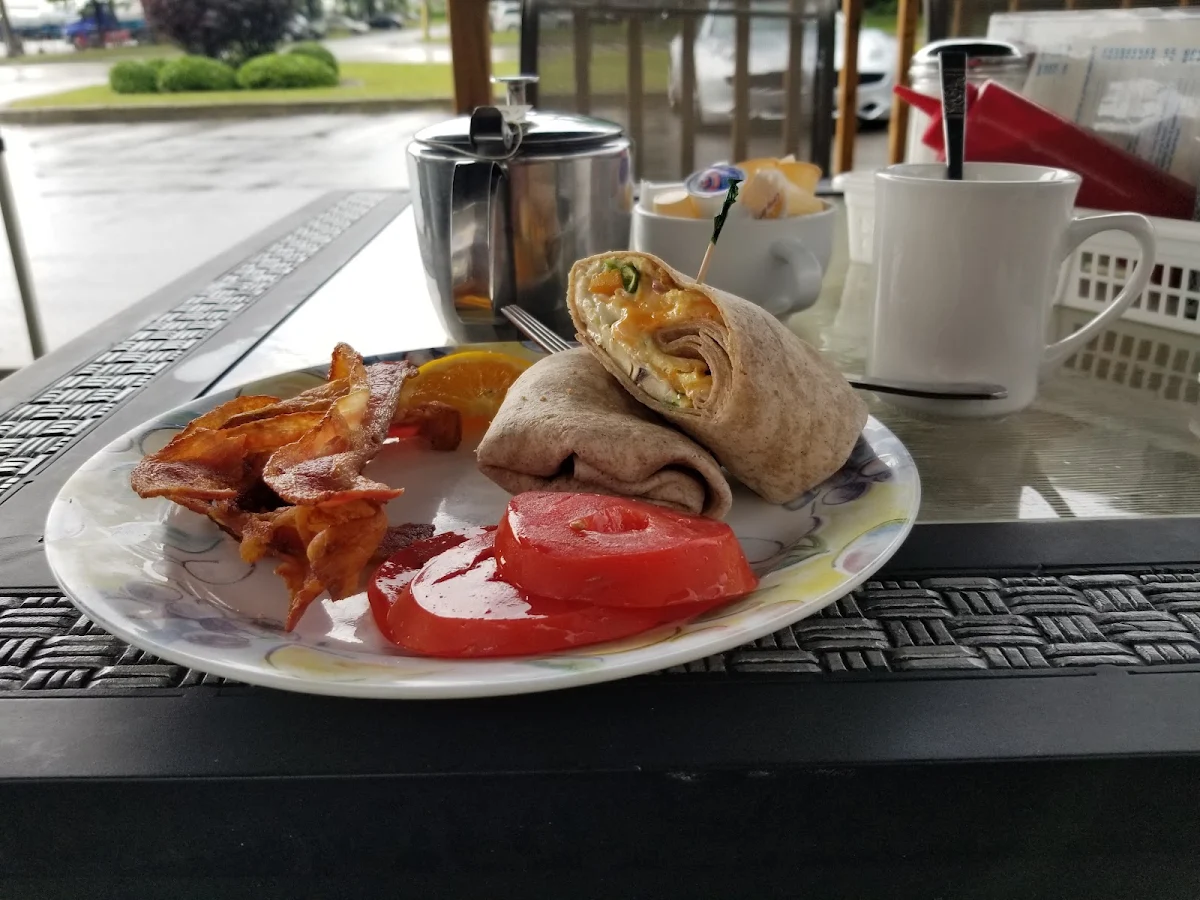 Breakfast Wrap Veggie Style with Tomato Slices and Side of Bacon