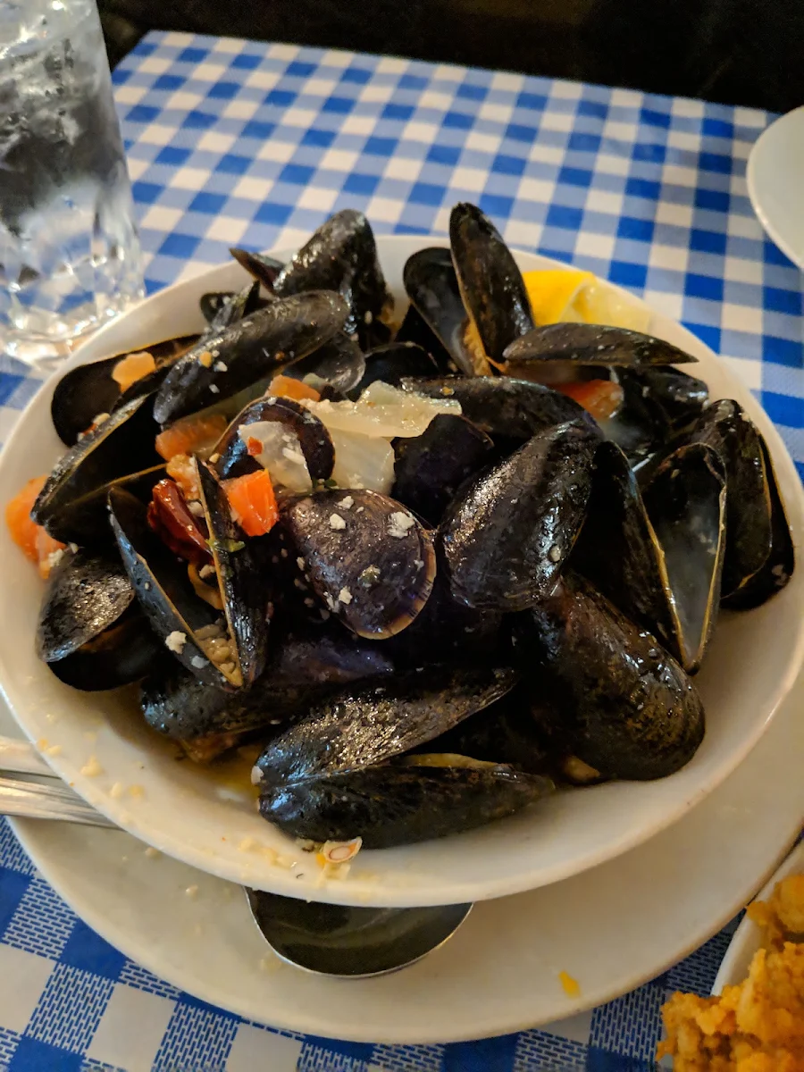 Stepho's Steamed Mussels