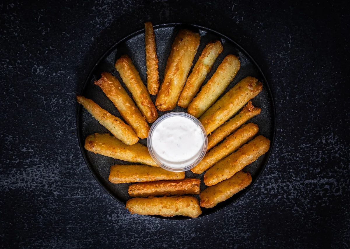 Mozzarella Sticks - 8 Pieces