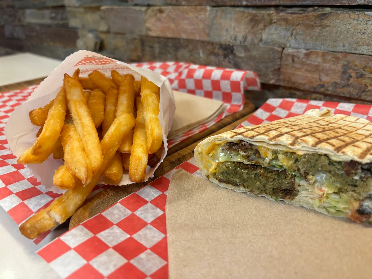 Falafel Döner
