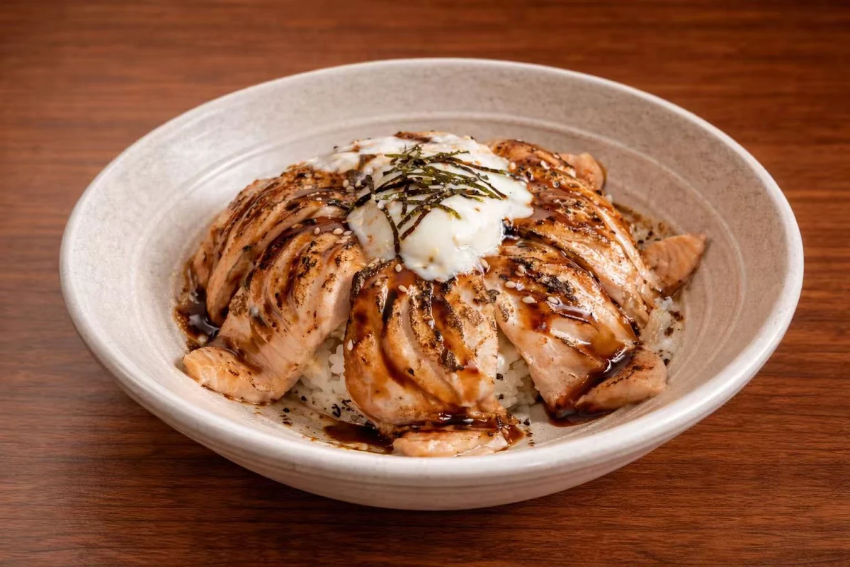 Aburi Salmon Don