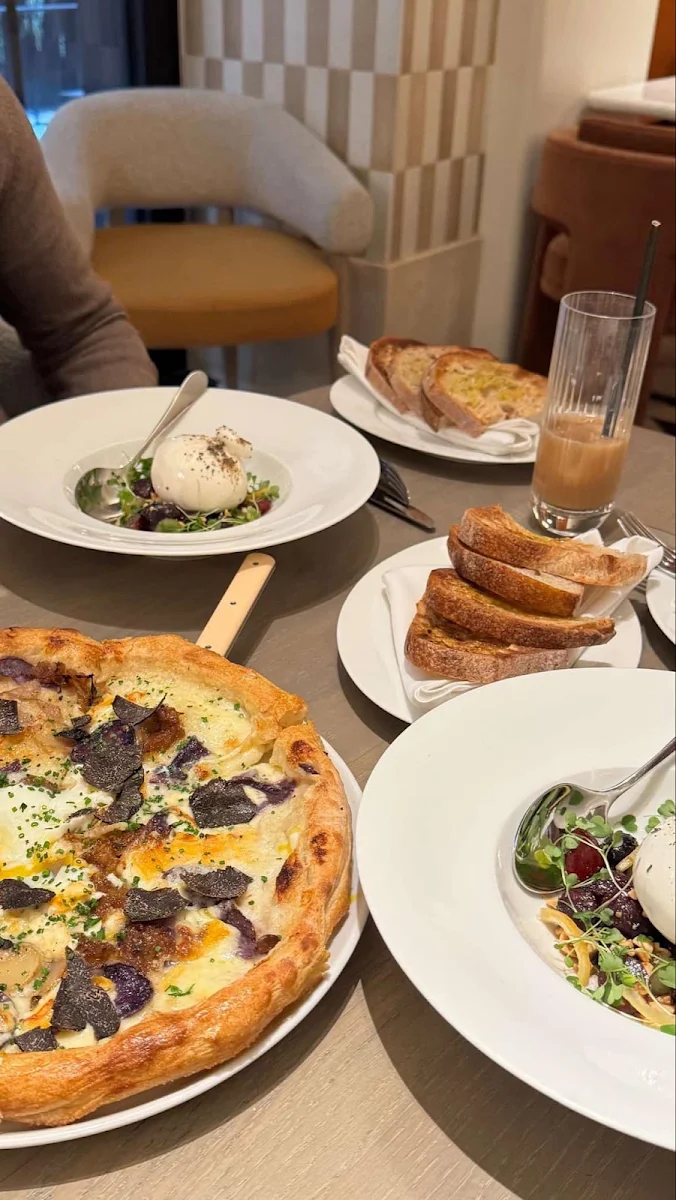 Black Truffle Pizza