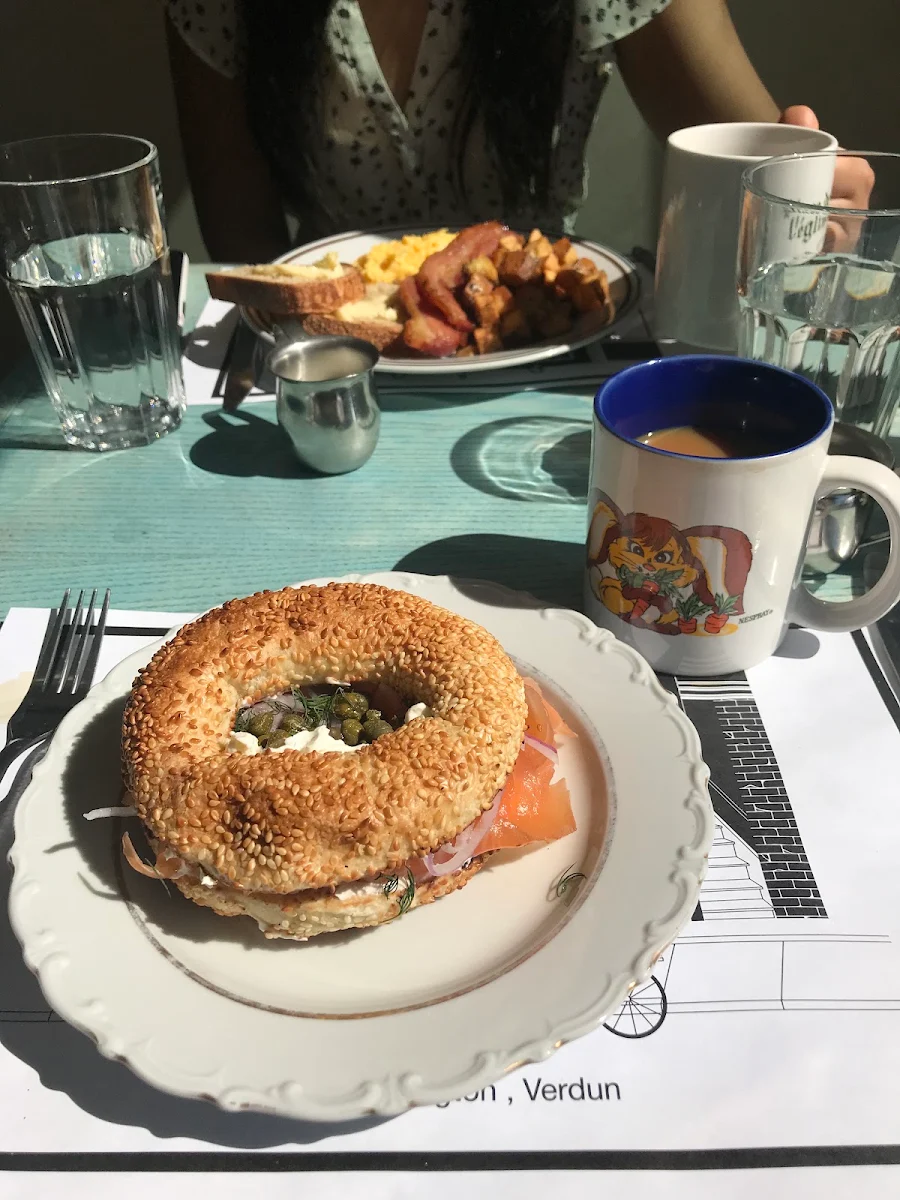 Bagel & Lox