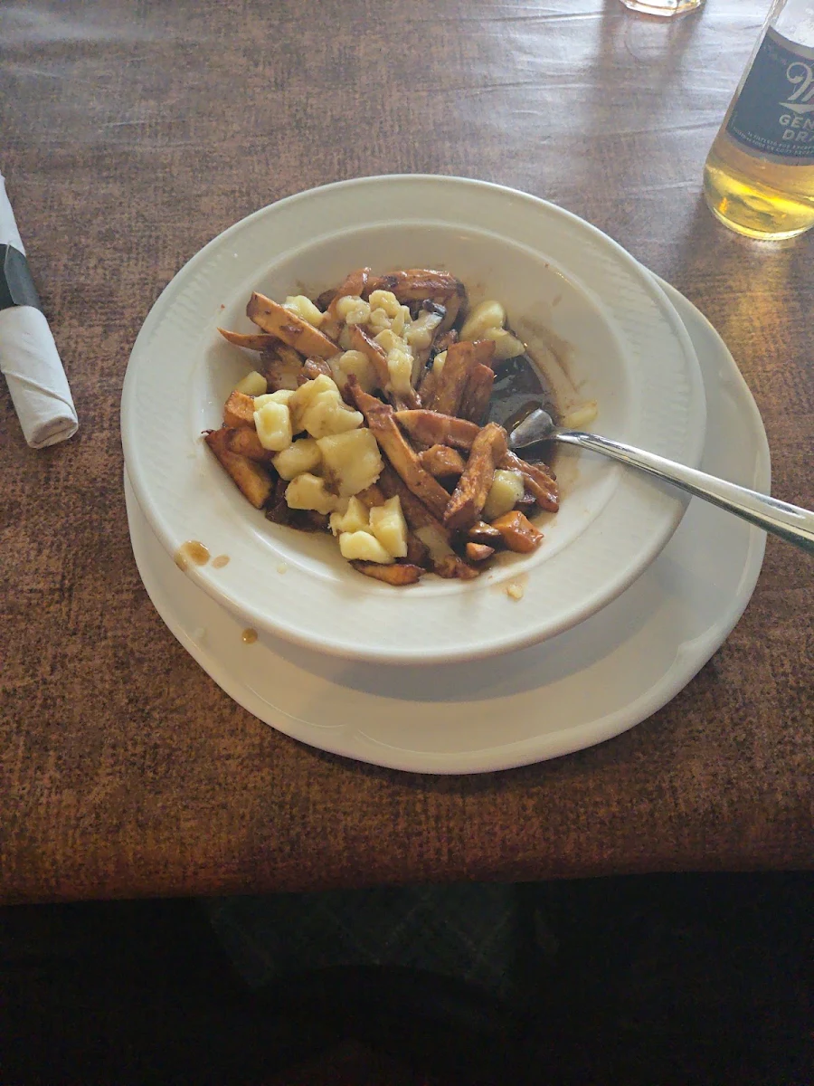 Breakfast Poutine