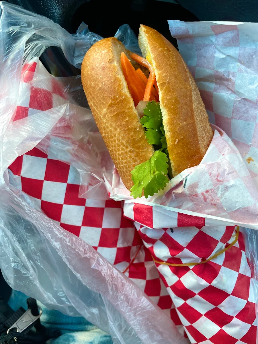 Tofu and Cold Cut Subs