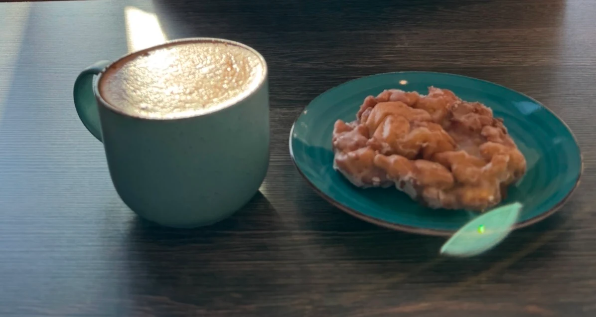 Latte & Apple Fritter