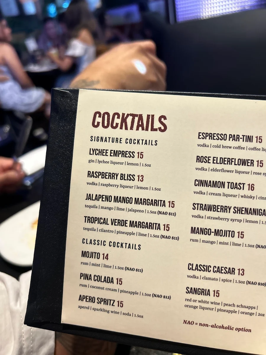 Menu, Par4 Kitchen & Bar | Surrey Sports Bar & Restaurant