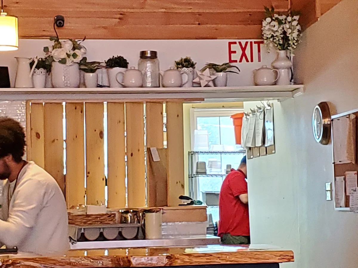 Vibe, The Green Door Cafe