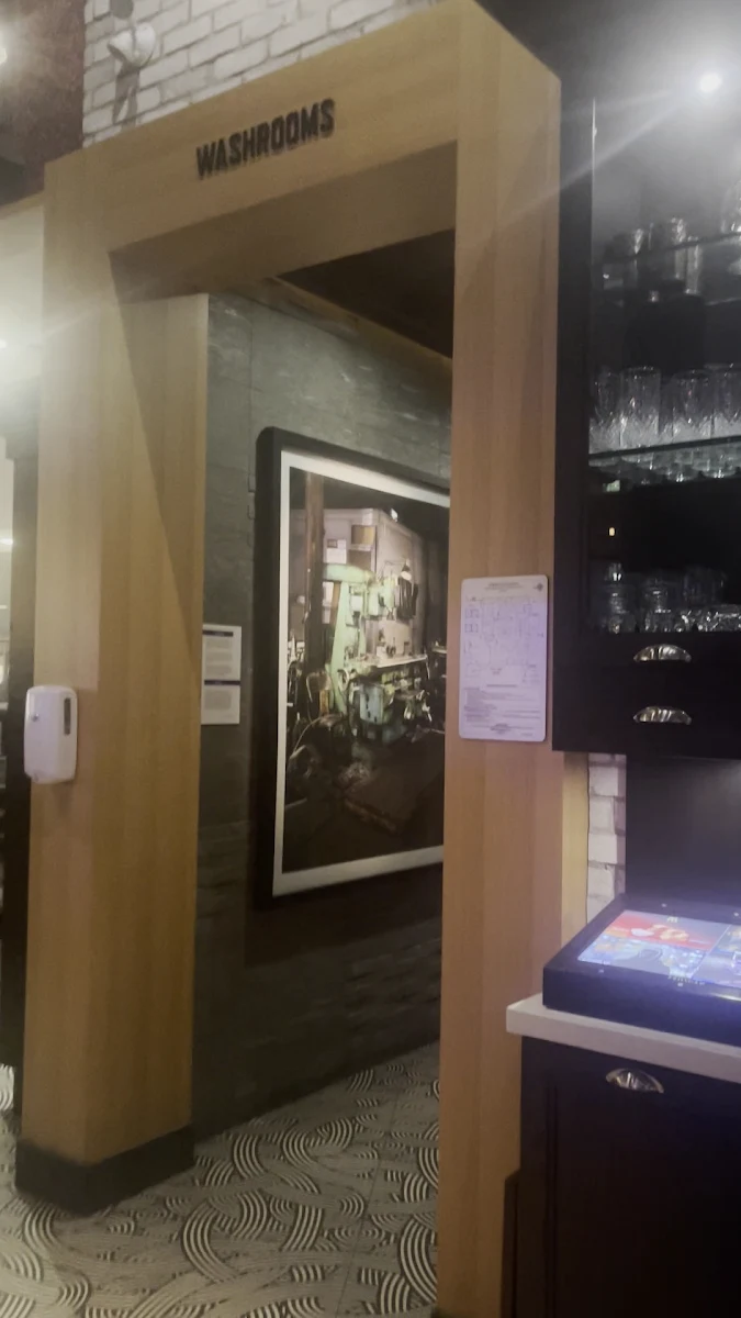 Vibe, Dominion Bar + Kitchen