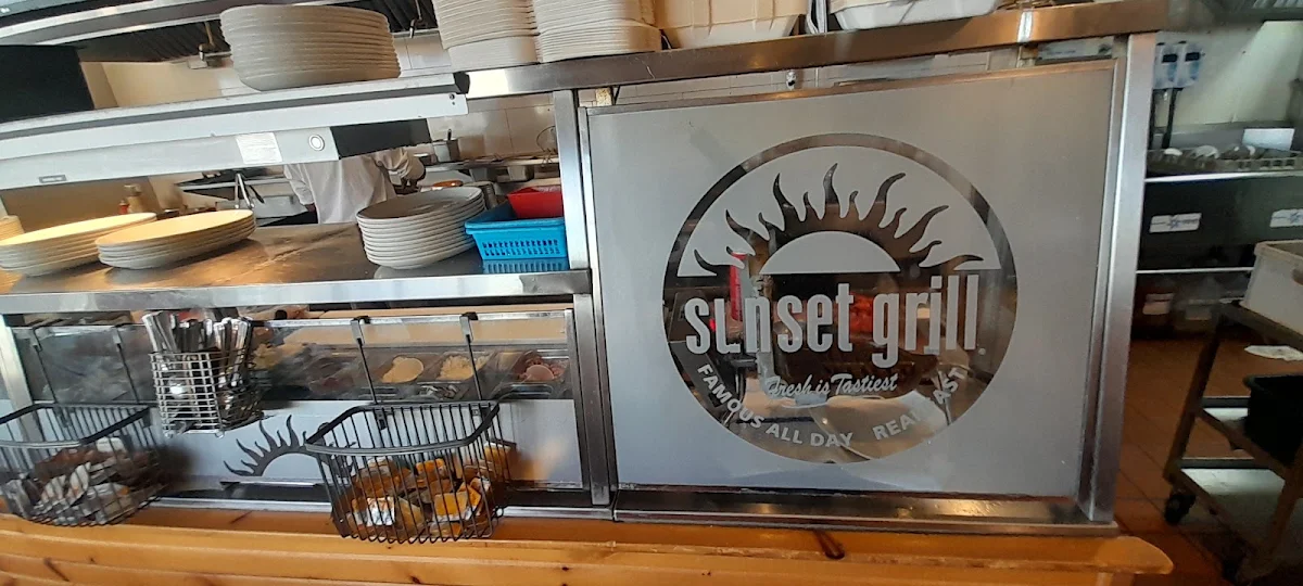 Vibe, Sunset Grill