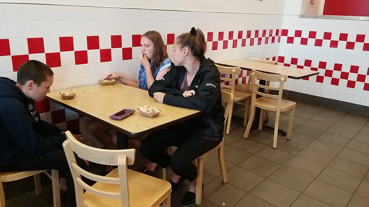 Vibe, Five Guys