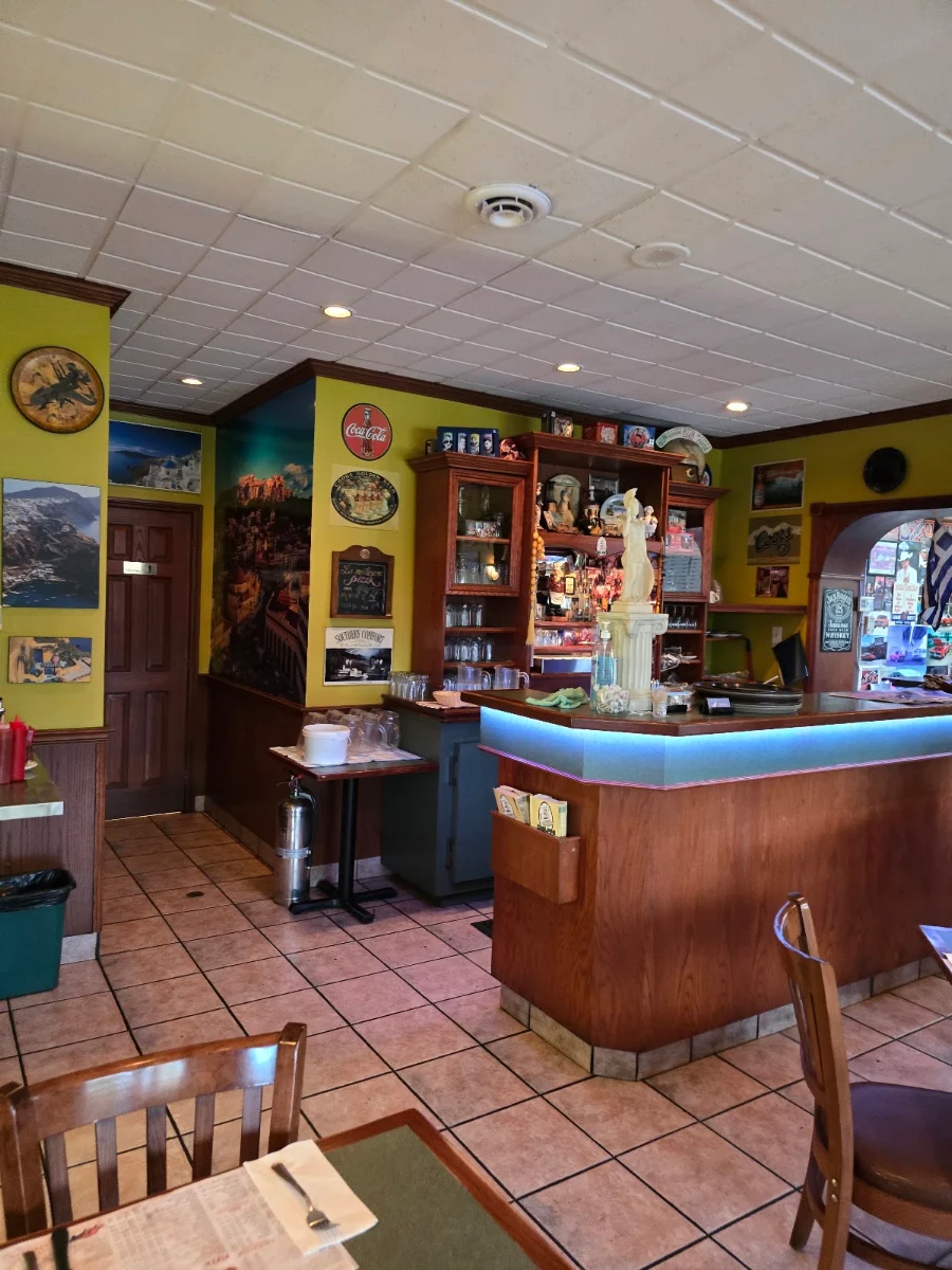 Vibe, Pizza Delphi Sous-Marins