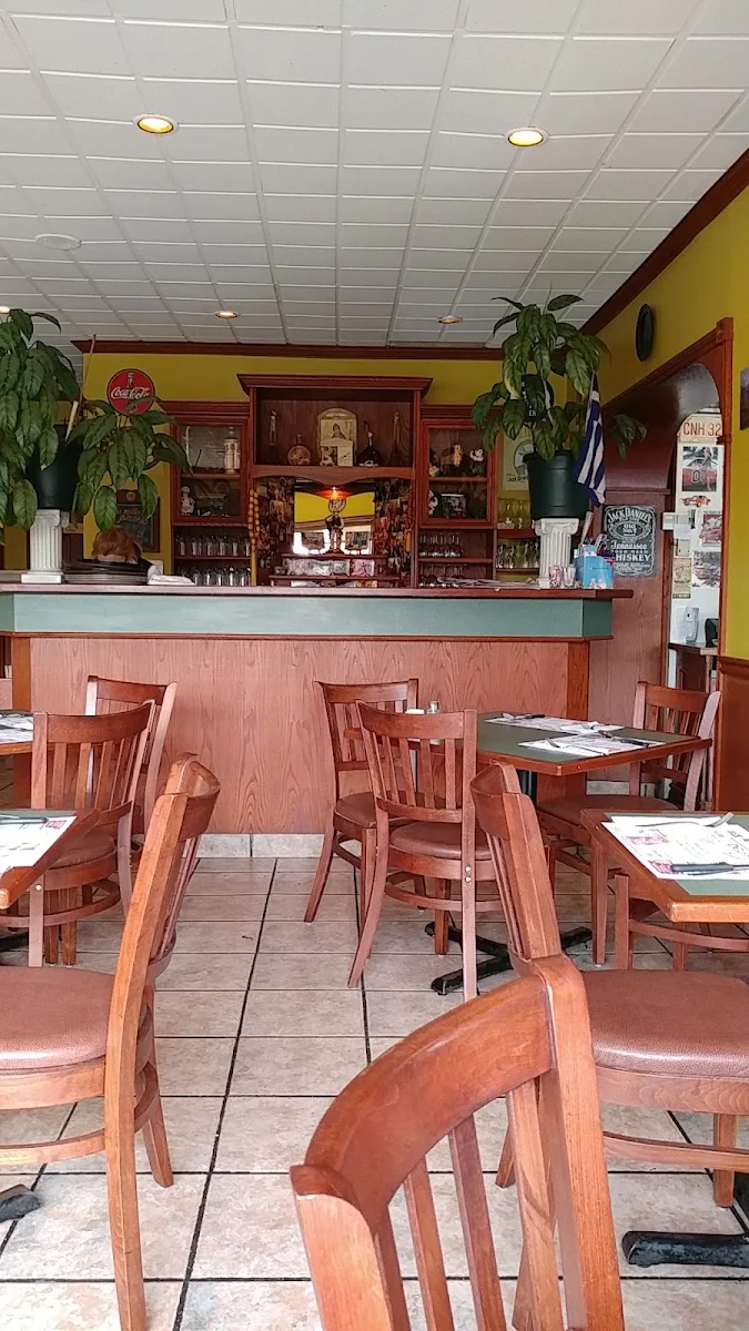 Vibe, Pizza Delphi Sous-Marins