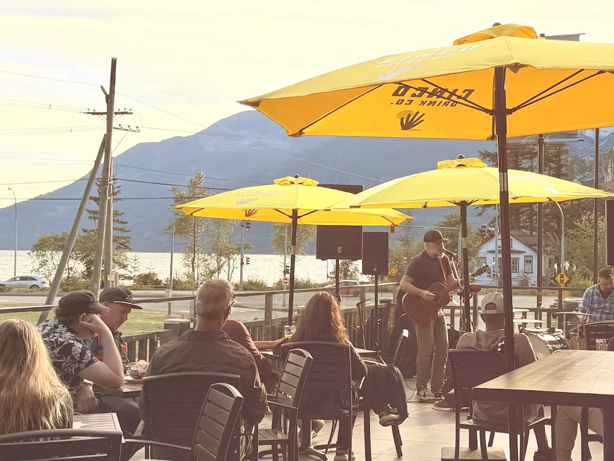 Vibe, The Sound Public House Britannia Beach Village