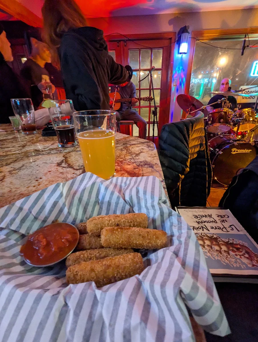 Food & drink, Bar Le Bunker Room – Sutton