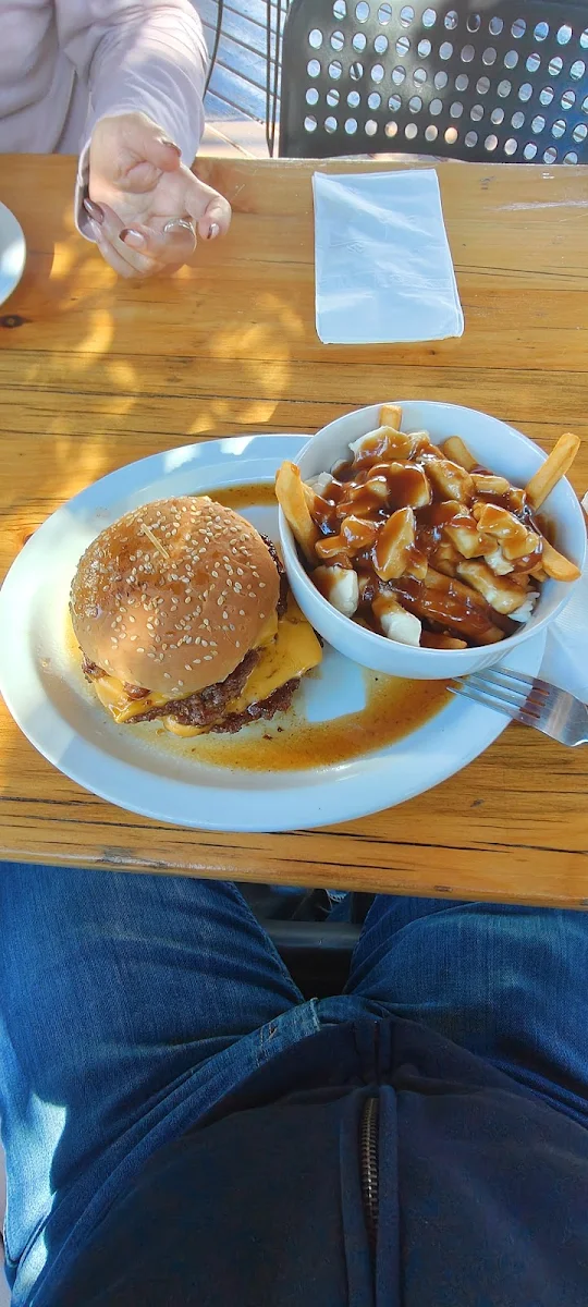 Food & drink, Bar Le Bunker Room – Sutton