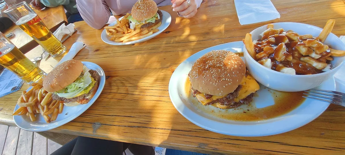 Food & drink, Bar Le Bunker Room – Sutton