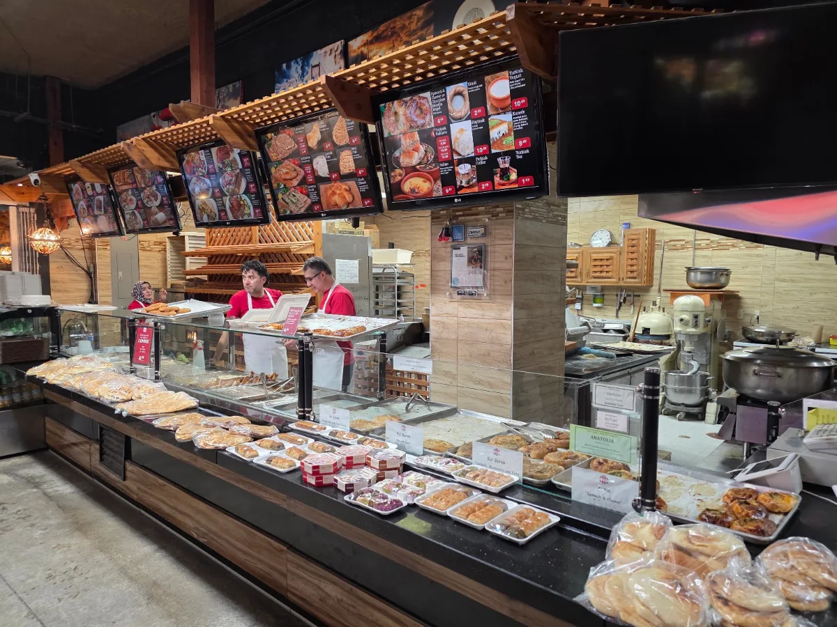 Vibe, Anatolia Turkish Restaurant – Crossroads Market