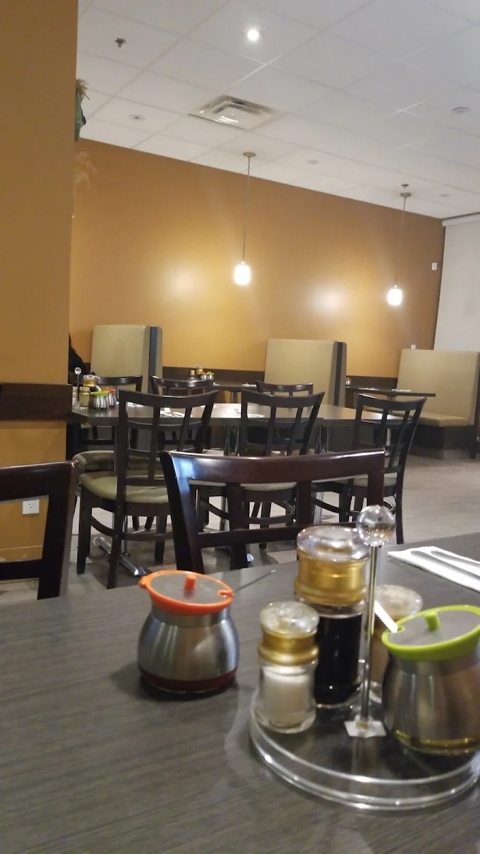 Vibe, Fine Taste Hakka Chinese Restaurant