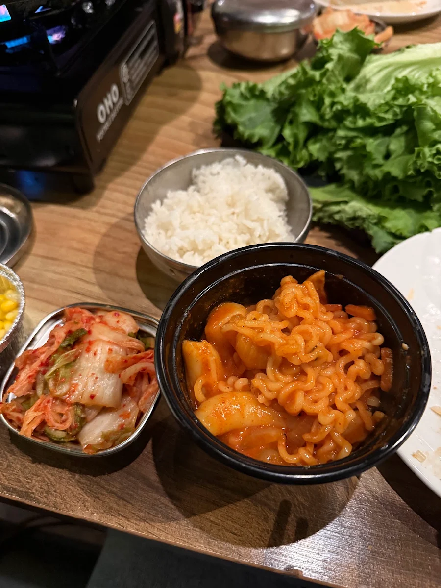 Food & drink, Mon Ami St-Laurent