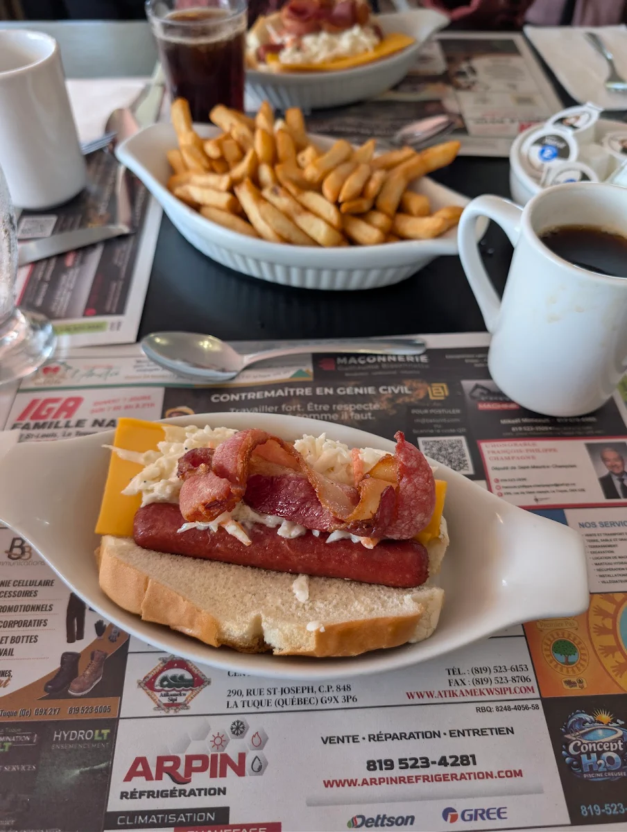 Food & drink, Restaurant Chez Ti-N'Ours
