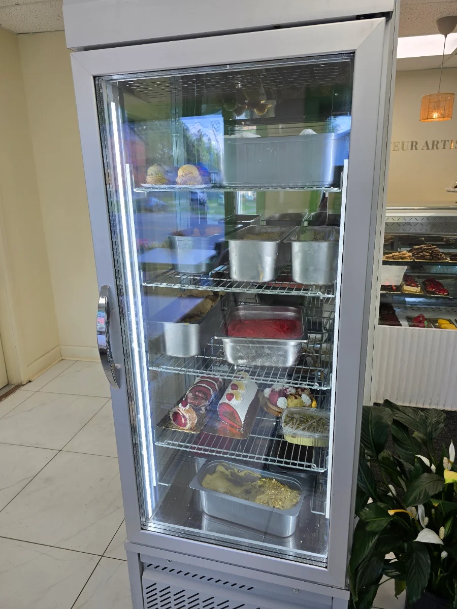 Vibe, Pâtisserie Olayan