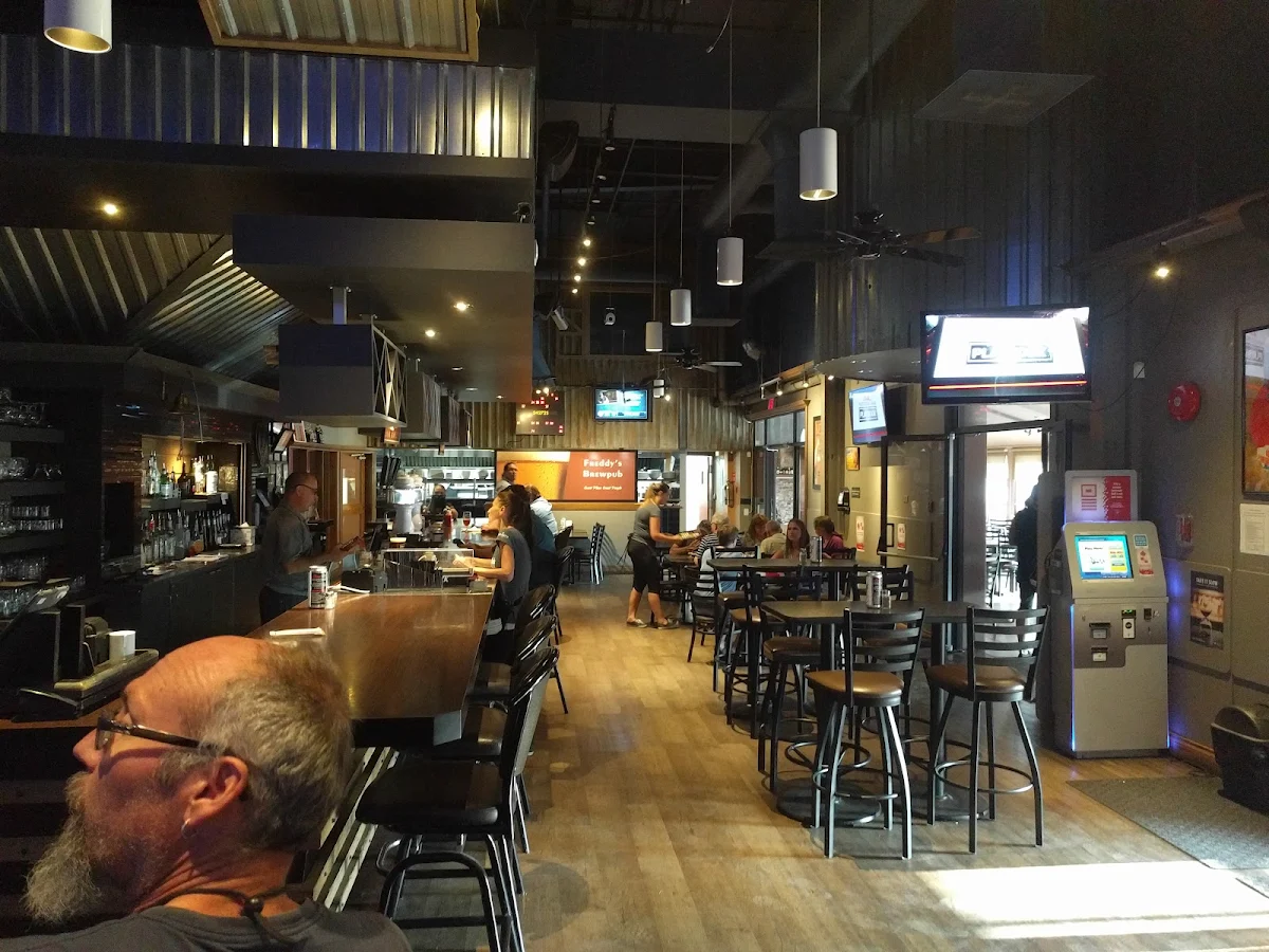 Vibe, Freddy's Brewpub