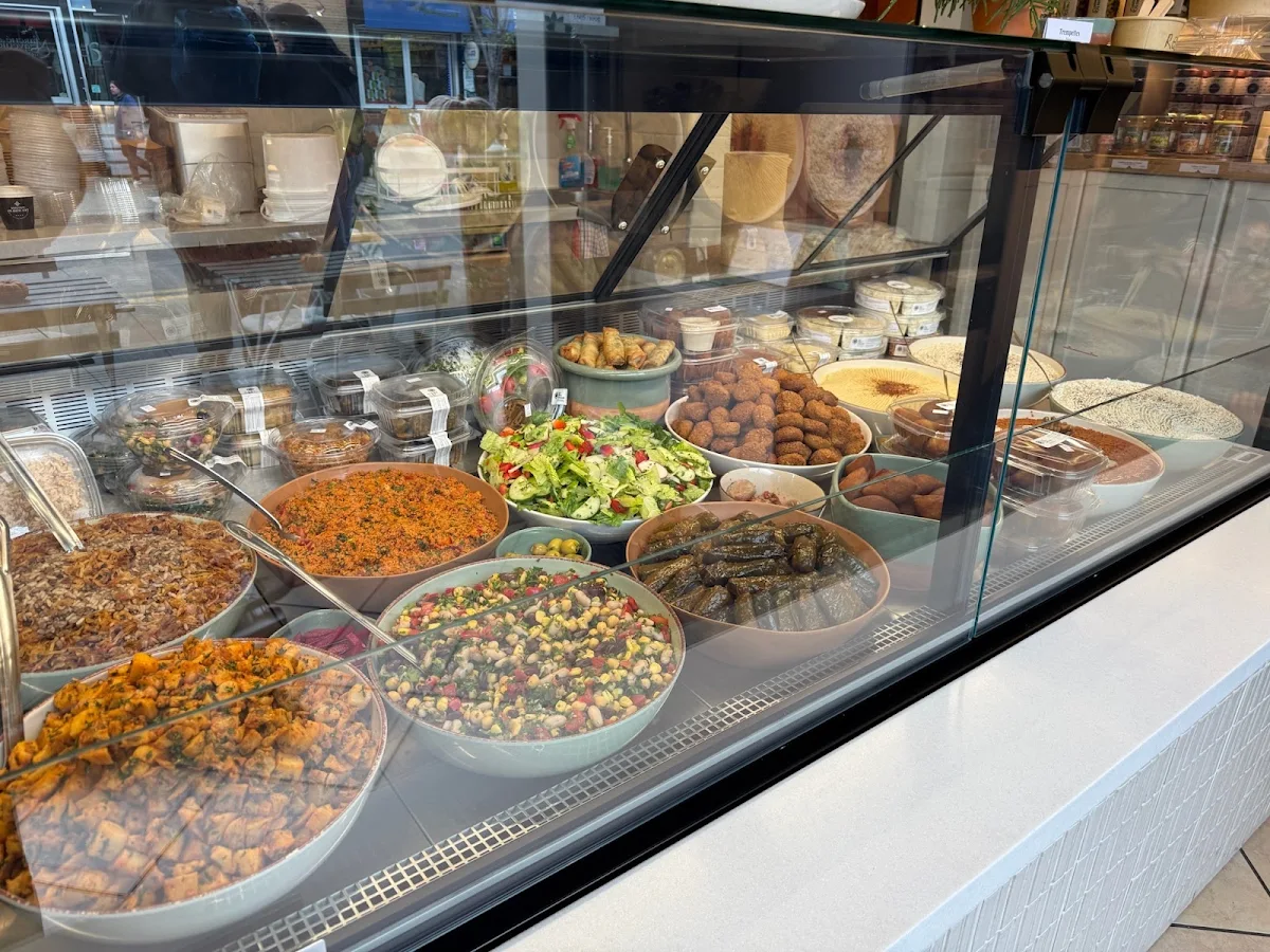 Vibe, Les Filles Fattoush - Café-boutique