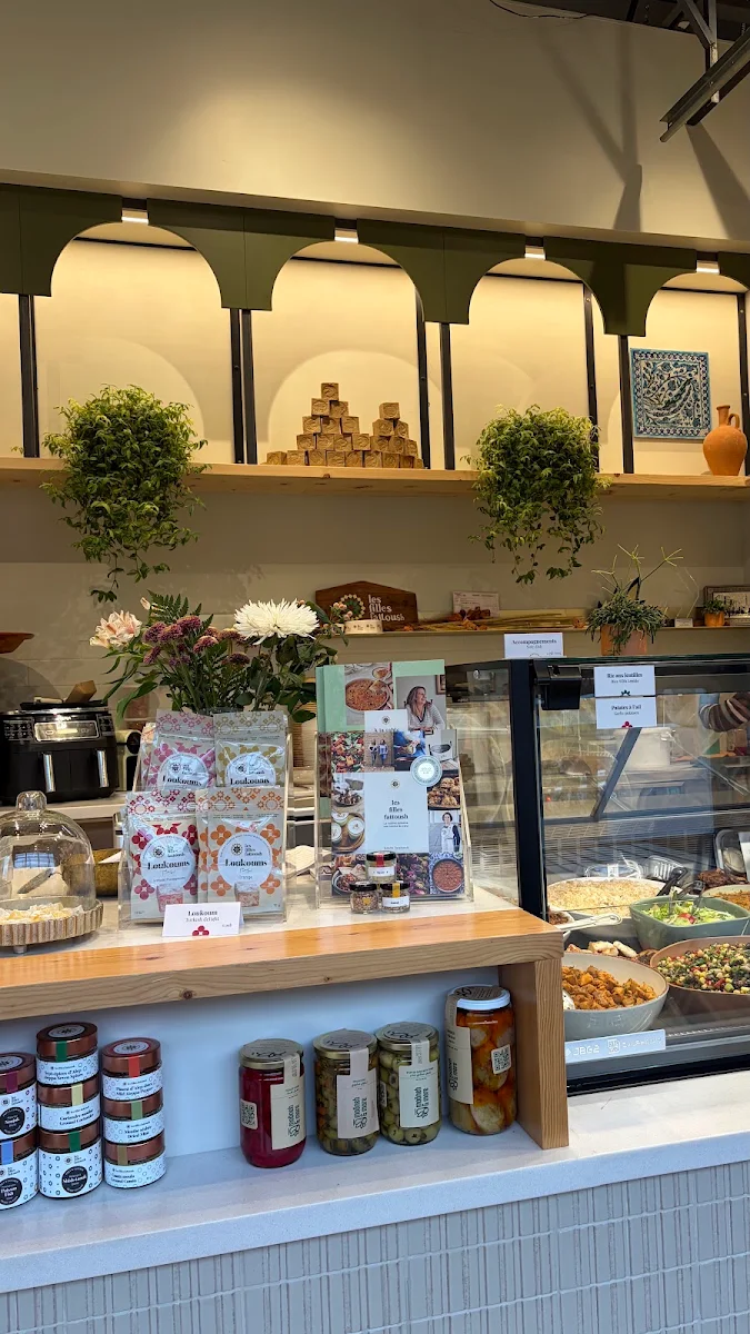 Vibe, Les Filles Fattoush - Café-boutique