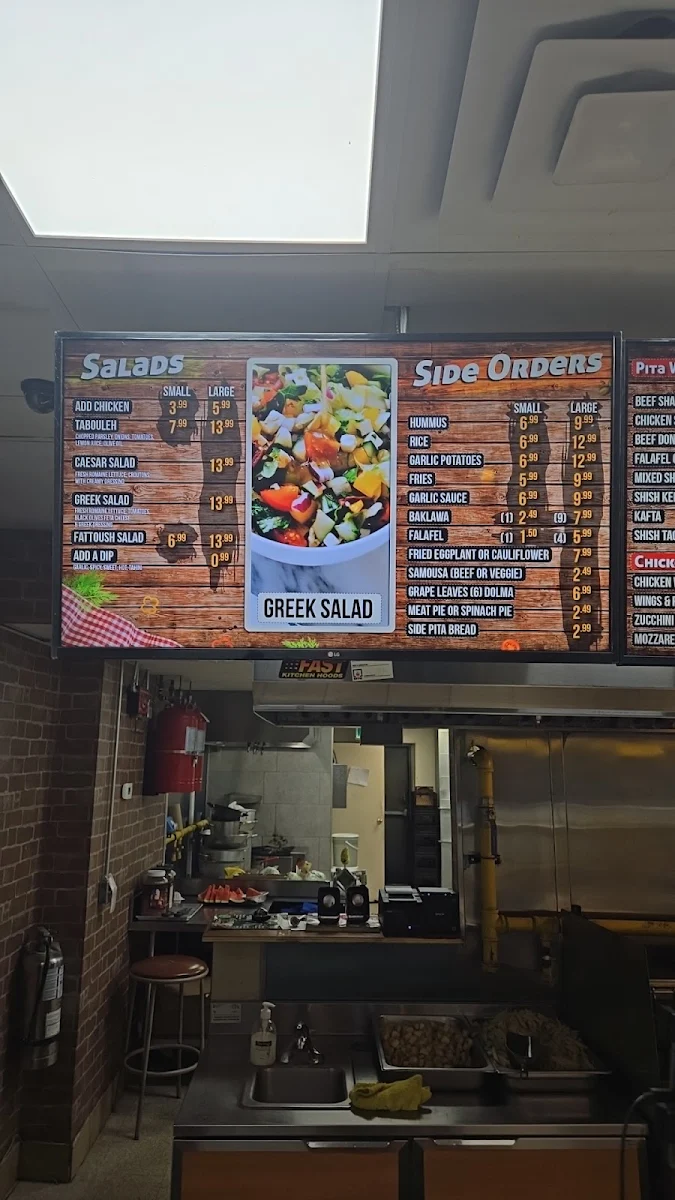 Menu, Bank Shawarma & Poutine